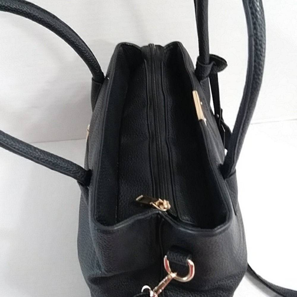B & E Life Women's Elegant Black Faux Leather Handbag *EUC* - Picture 8 of 10